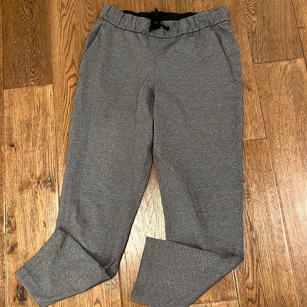 Lululemon City Pant- size 6